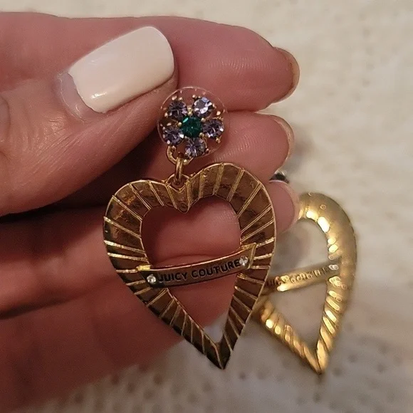 Juicy Couture heart earrings. EUC Y2K 90's - Picture 2 of 5